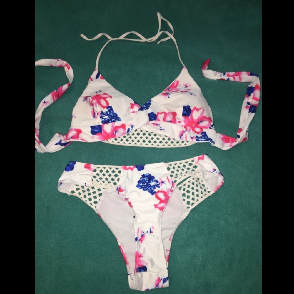 Floral bikini